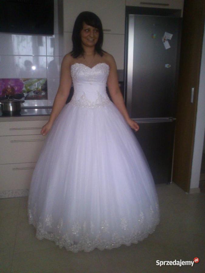 suknię ślubną EMMI MARIAGE MARABU rom38 Damska Słupsk sprzedam