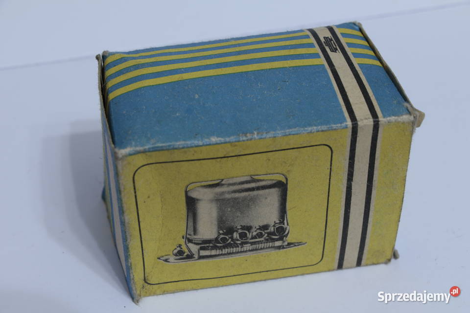 MZ ETZ Regulator napięcia 12V nowy DDR Regulatory napięcia