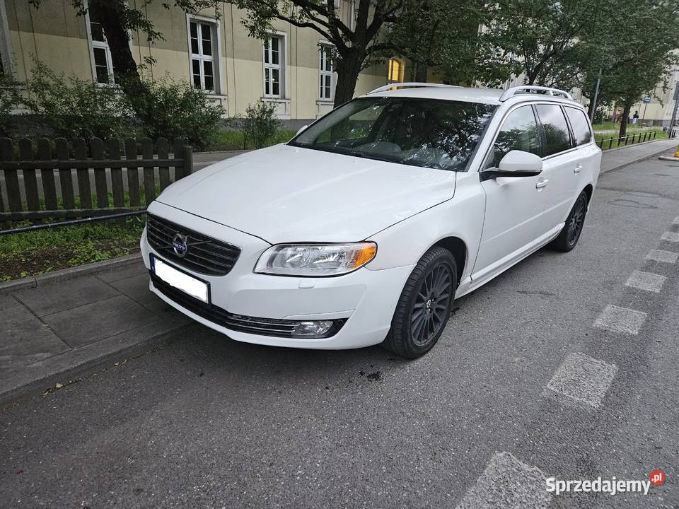 Sprzedam Volvo V70 16D 2014R mazowieckie