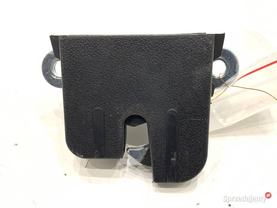 ZAMEK KLAPY TYŁ VW PASSAT B7 Kombi 1015 sprzedam