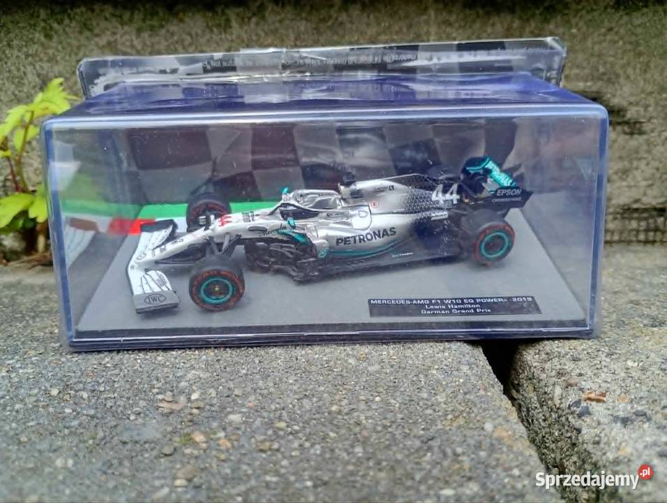MERCEDES AMG F1 W10 Petronas Formula 1 Degostini Warszawa