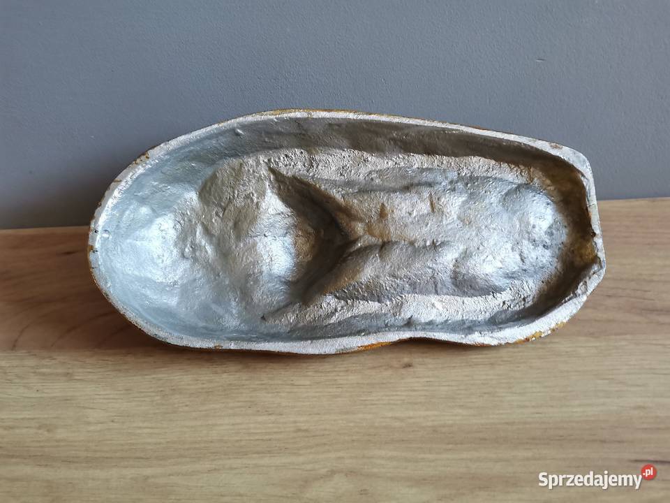 Stara metalowa maska PRL 1960