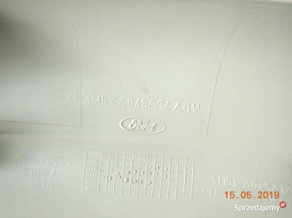 ZAŚLEPKA SCHOWKA TYŁ FORD FOCUS CABRIO 0610 osobowe