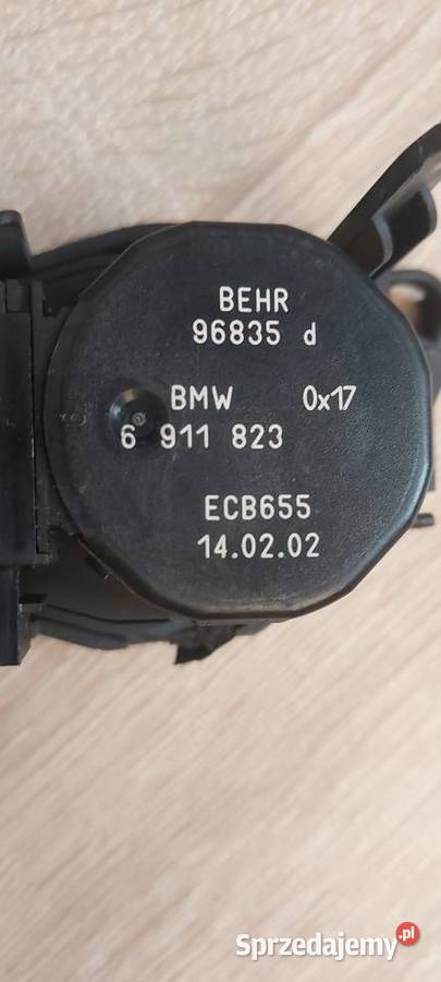 Silniczek nawiewu BMW 7 E65 6911821 6911823 Szczecin sprzedam