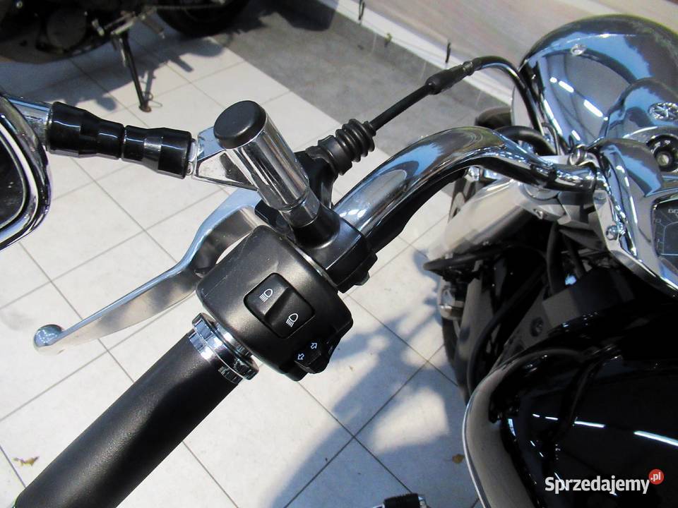 Yamaha XVS 1300 Midnight Star Wersja EU Oferuję manualna Kutno