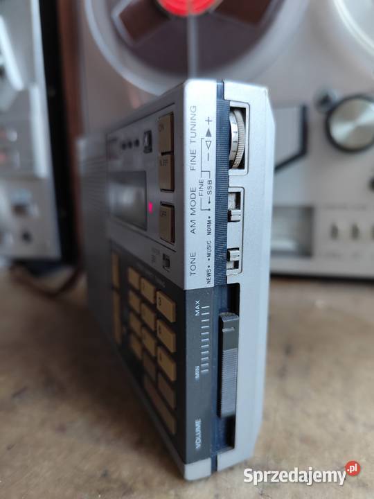 radio globalne Sony ICF7600D