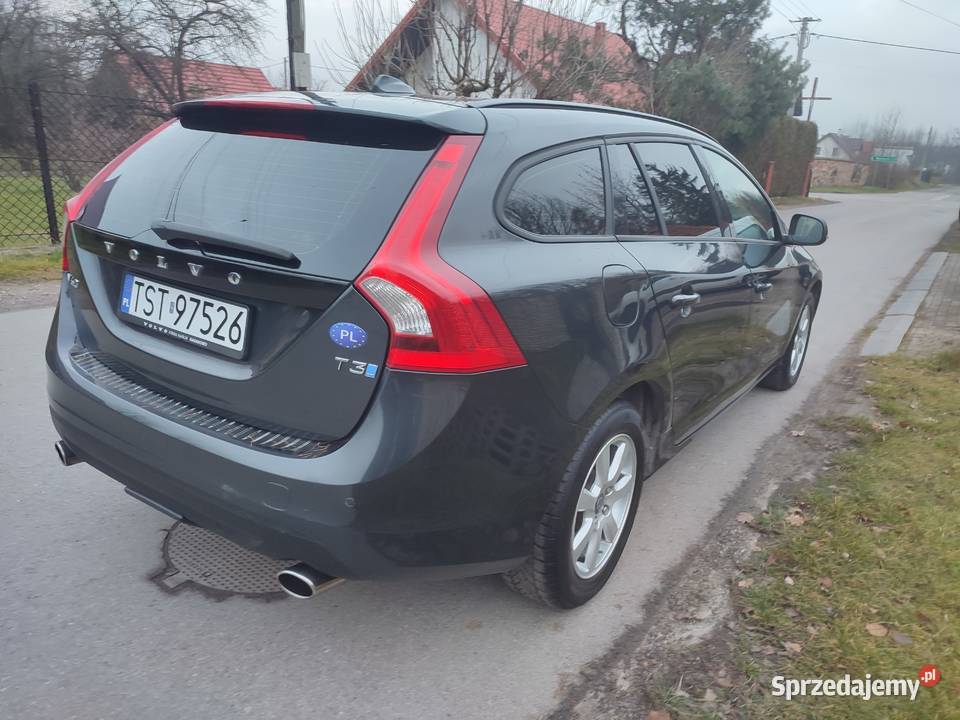 Volvo V60 T3 16 Benzyna Automat 115 przebiegu świętokrzyskie Starachowice