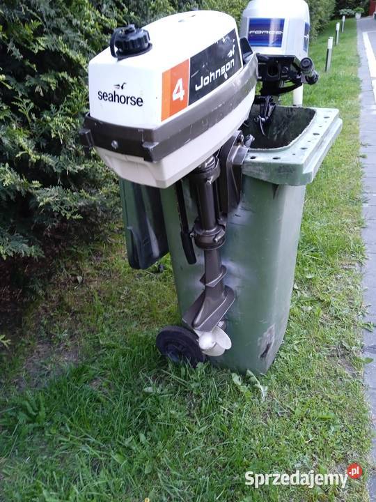 Silnik zaburtowy mercury Johnson 4 Tłuszcz