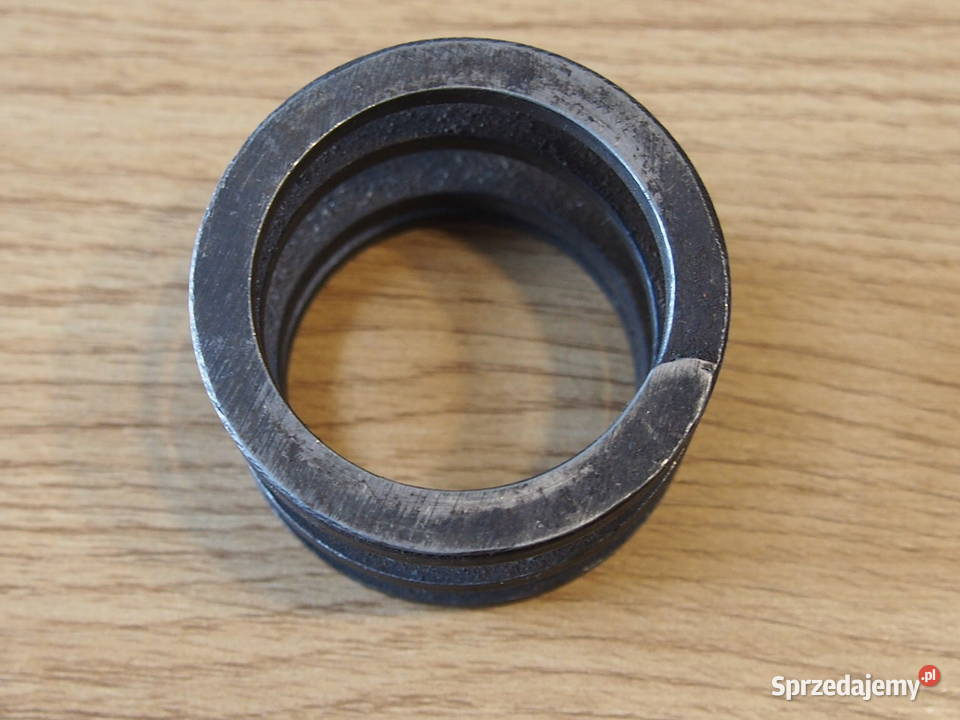 JUNAK M10 SPRĘŻYNA KOSZA SPRZĘGŁOWEGO