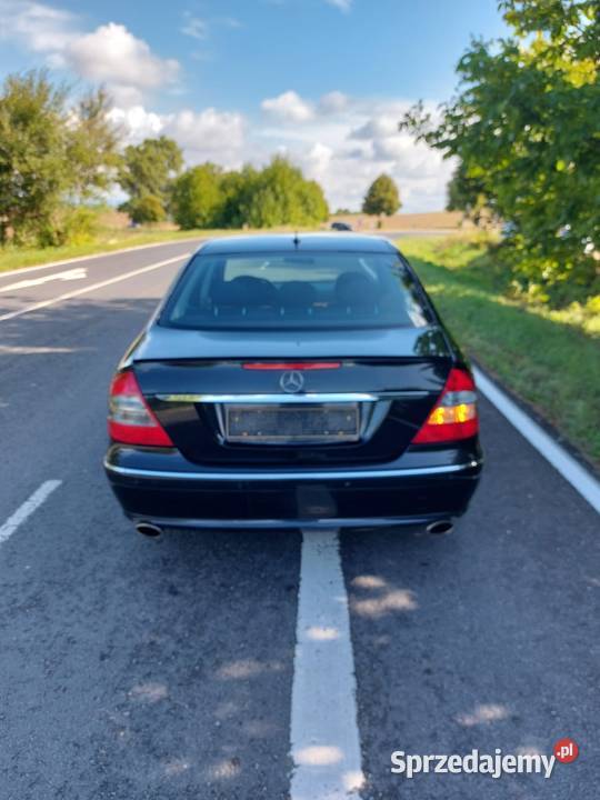 Mercedes E klasa 35 benzyna Zadbany Bałtów sprzedam
