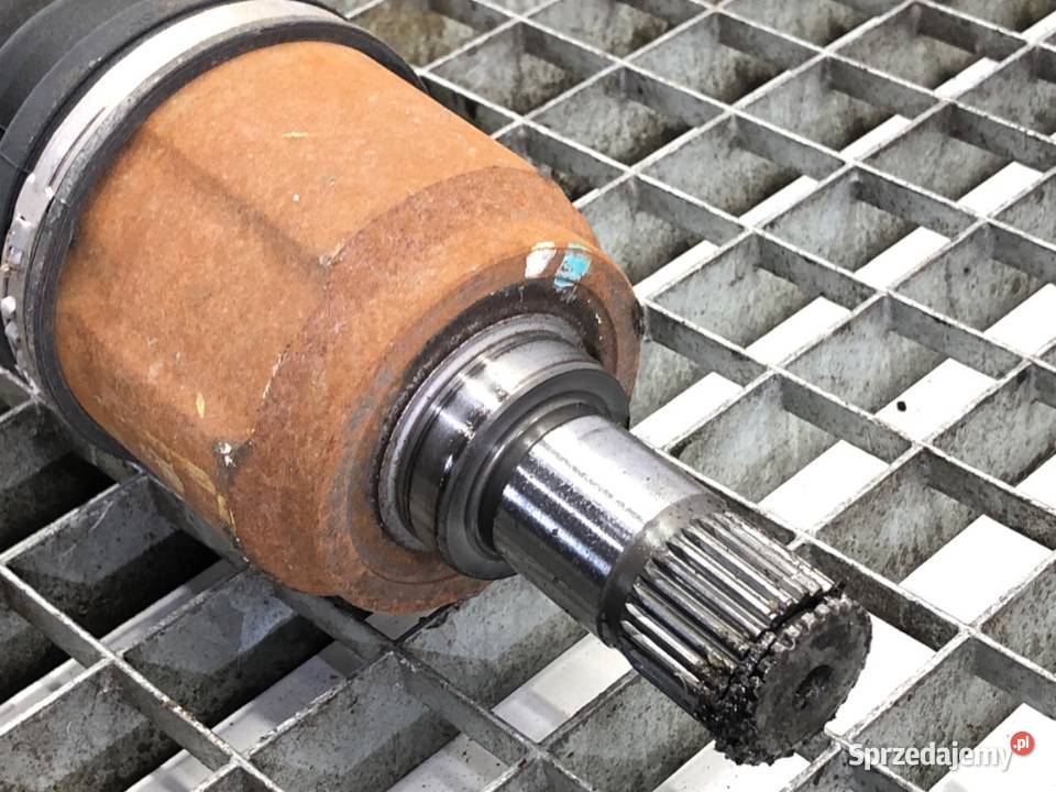 PÓŁOŚ PRAWY PRZÓD HONDA CIVIC IX 14 99 PRZEGUB