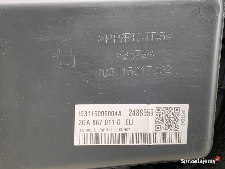 BOCZEK DRZWI LEWY PRZÓD VW TROC Crossover