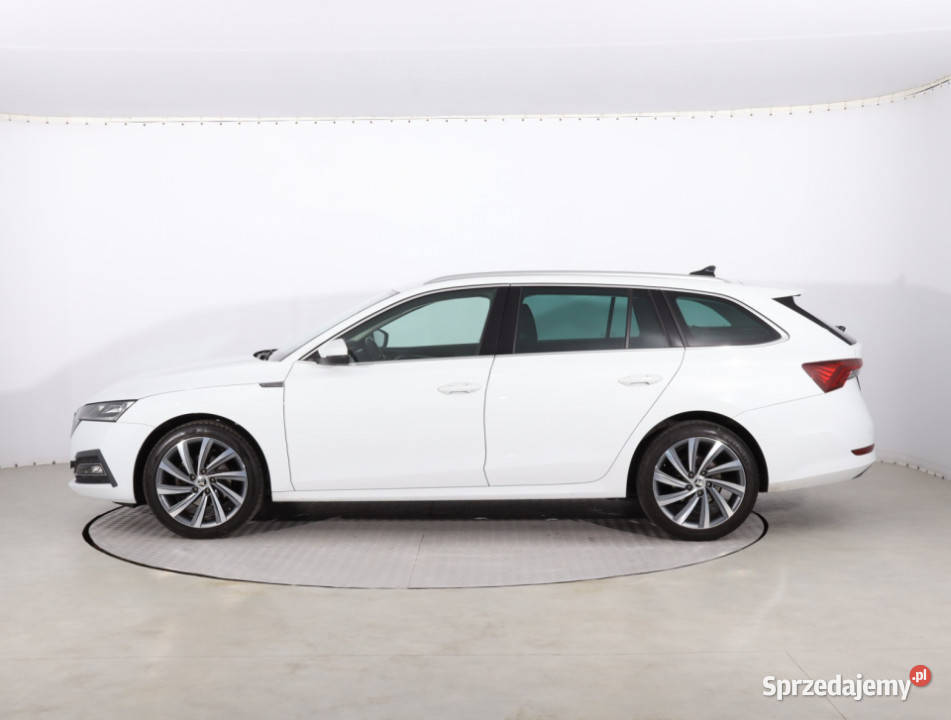 Skoda Octavia 15 TSI nawigacja mazowieckie