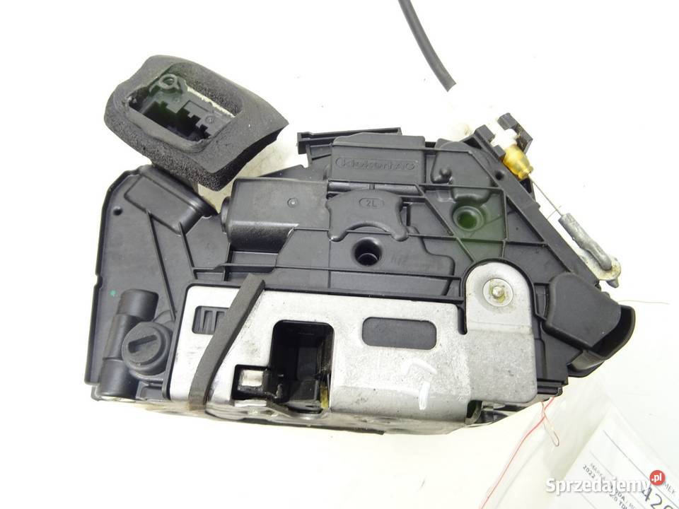 ZAMEK TYŁ LEWY SKODA OCTAVIA III Kombi osobowe sprzedam