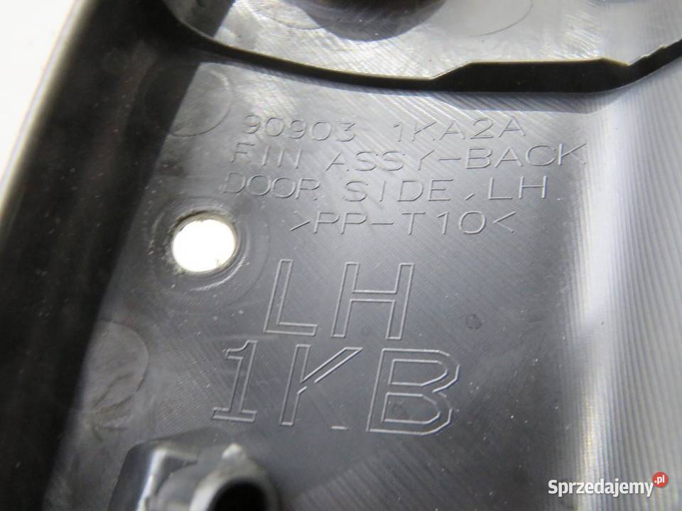 OSŁONA KLAPY BAGAŻNIKA LEWA PRAWA JUKE F15