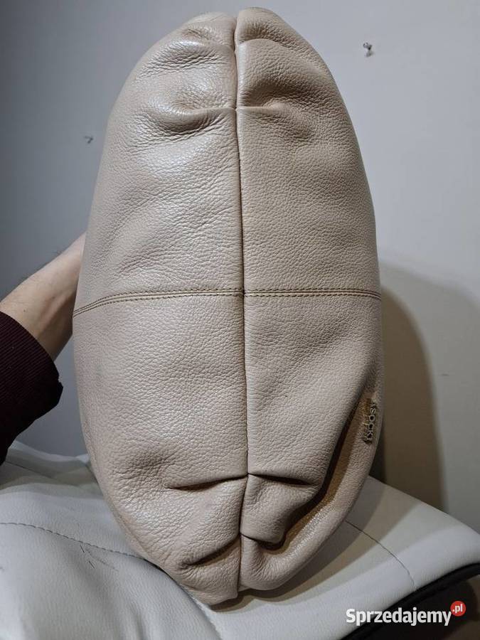 Skórzana torebka Lasocki duża beżowa hobo Kraków