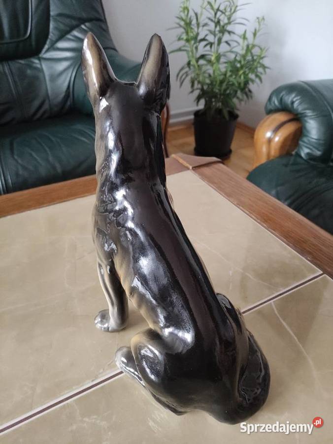 Porcelanowa figurka Owczarek niemiecki 25 Janów Lubelski
