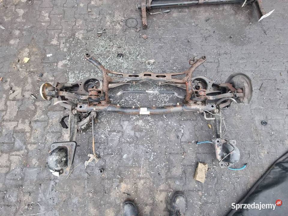 BELKA SANKI TYŁ VOLKSWAGEN TOURAN 1K0505315AQ osobowe