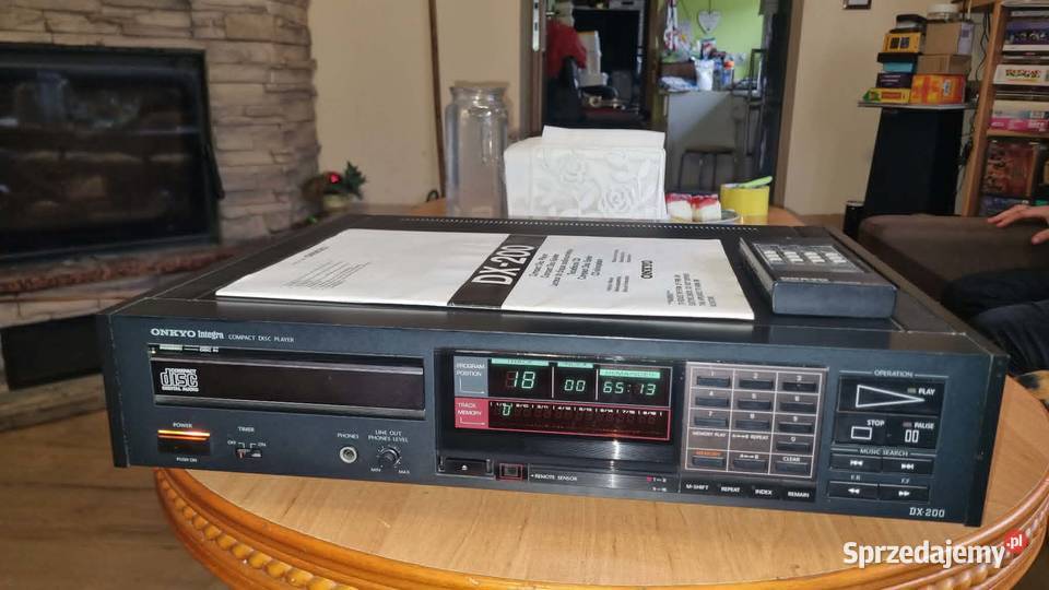 Wybitny odtwarzacz CD Onkyo Integra DX200 z Warta