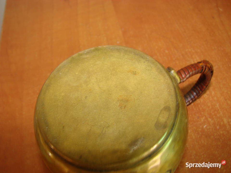 mosiężna młotkowana filiżanka Pruszcz Gdański