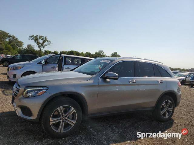 2019 MERCEDESBENZ GLC 300 4MATIC GLC Kobyłka