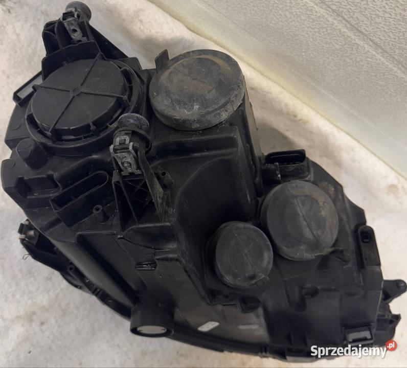 Lampa lewy przód VW Golf VII 1216 Rok produkcji 2016 Jasienica
