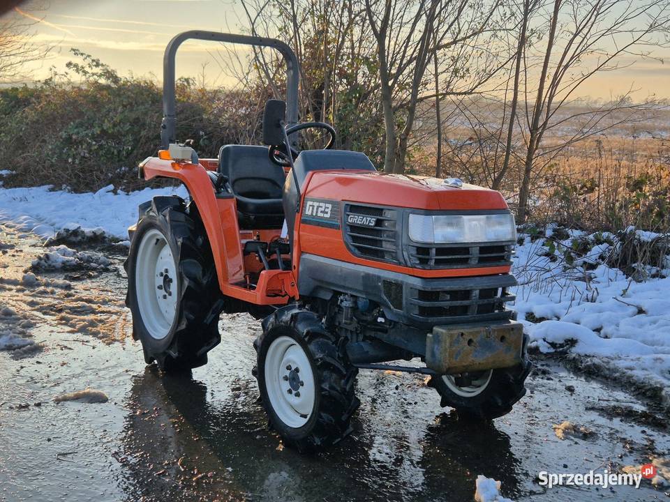Traktorek KUBOTA GT23D 23 44 Wspomaganie Rewers mechaniczny Małuszyn