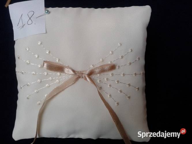 Popoduszeczki Poduszeczka na obrączki jasno krem