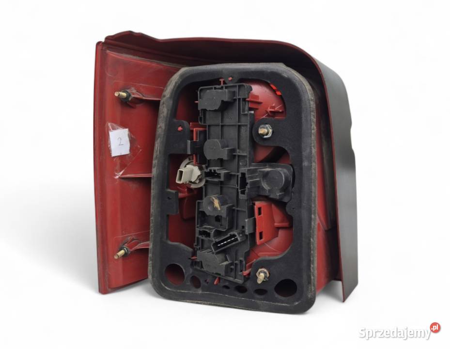 LAMPA TYŁ PRAWY LEWY VW PASSAT B5 FL KOMBI Działoszyce