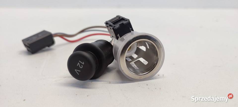 AUDI A4 B9 GNIAZDO ZAPALNICZKI 4M0919340