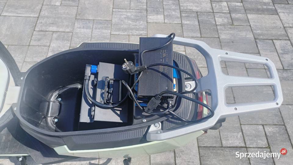 Skuter elektryczny ZFHS100 H1 72V51Ah nowy 75h Tarnogród