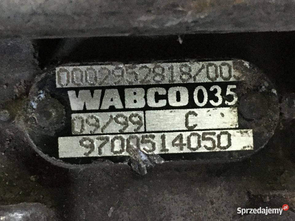 Siłownik Wysprzęglik Actros 0002952818 Maszewo sprzedam