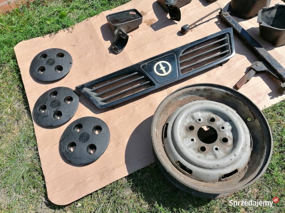części fiat polonez grill kołpaki lusterka kujawsko-pomorskie Chełmno