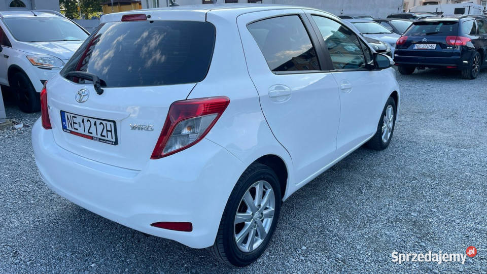 Toyota Yaris Benzyna Zarejestrowany Ubezpieczony komputer pokładowy Elbląg