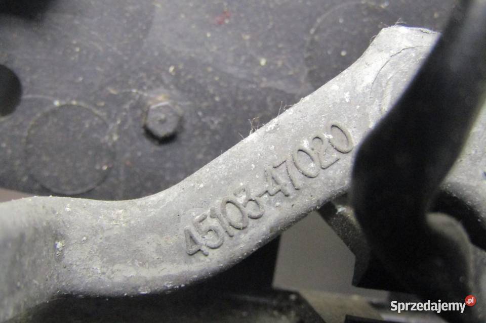 KIEROWNICA MULTIFUNKCJA TOYOTA PRIUS III LIFT