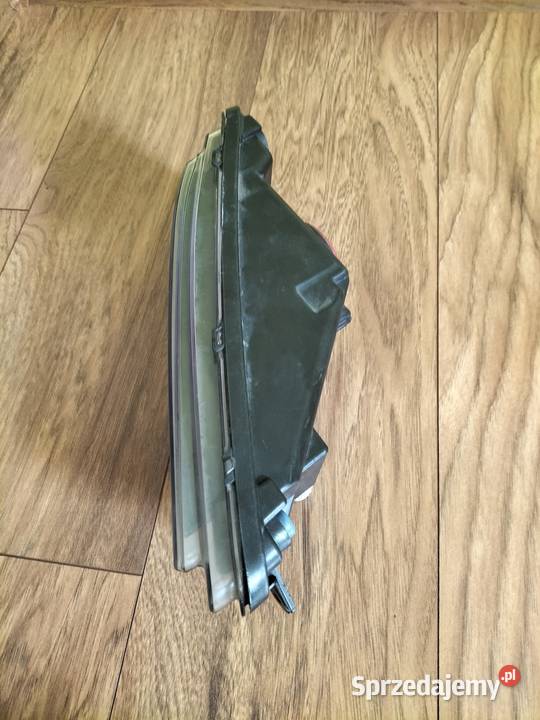 Halogen prawy VW Amarok hella oryginalny wysyłka Chocianów