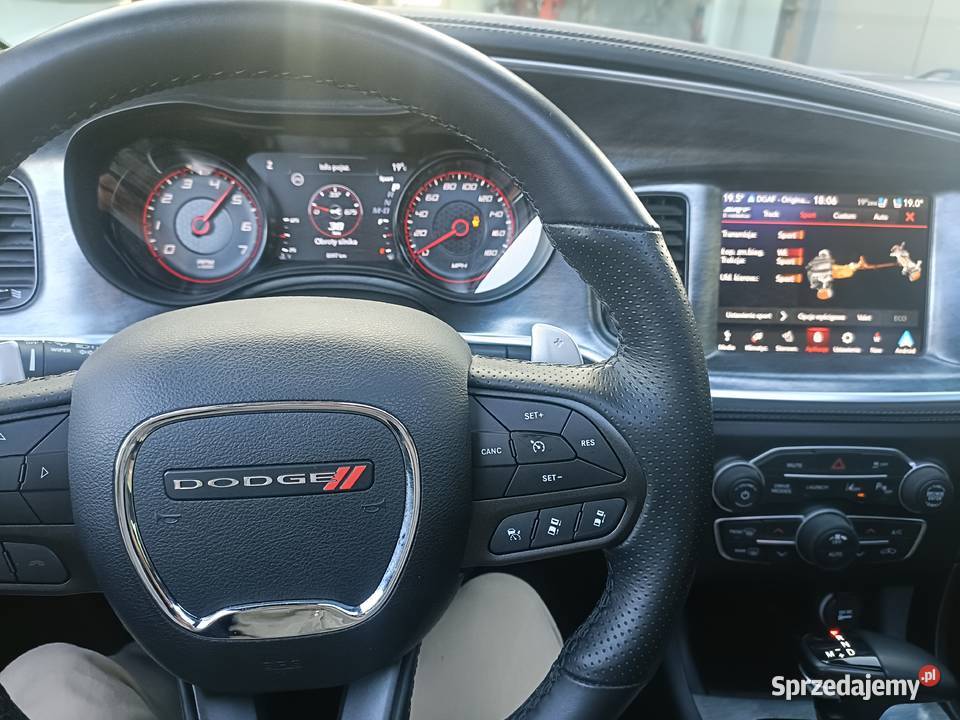 Dodge Charger SRT Daytona 64 HEMI 2023 8 000 benzyna