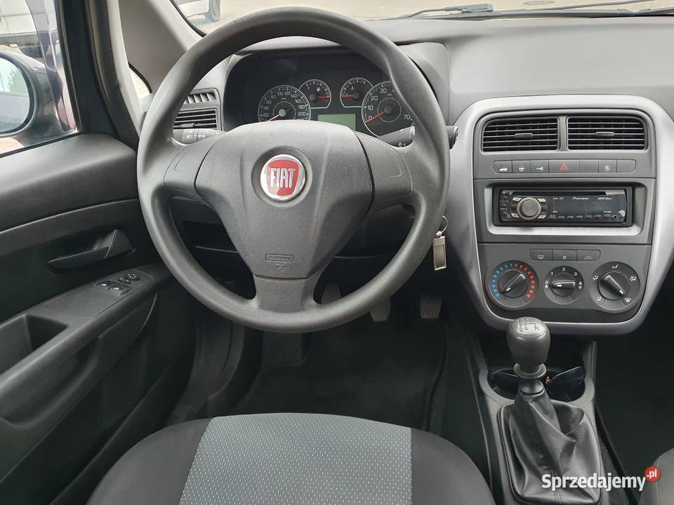 FIAT PUNTO 12 SS 2011r 134 Krajowy Ładny i Pewny śląskie Katowice sprzedam