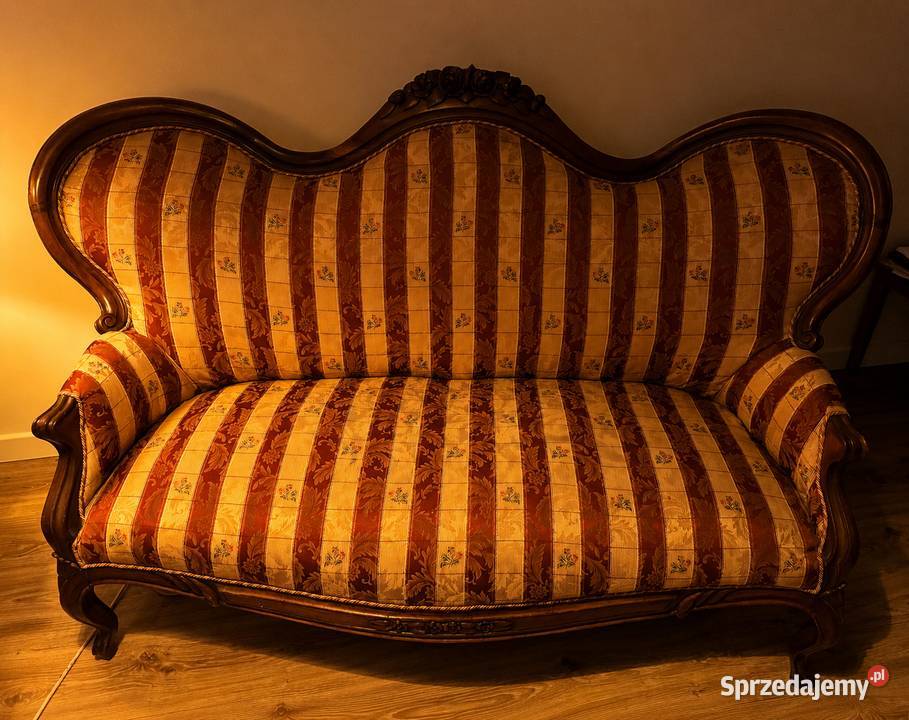 Stylowy komplet mebli klasycznych sofa stolik