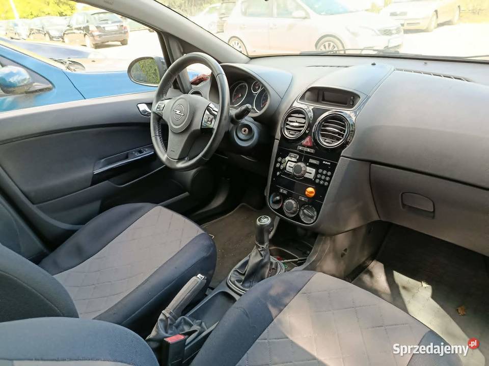 Opel Corsa 13 CDTI 111 2010 klima tempomat el 75KM Warszawa