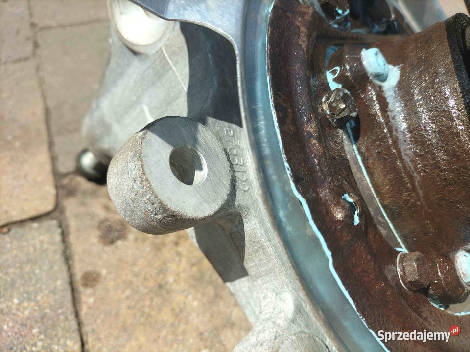 Zwrotnica prawa tylna BMW E63 E64 E65 E66 Stan śląskie Poręba sprzedam