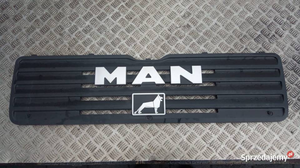 MAN LE grill atrapa