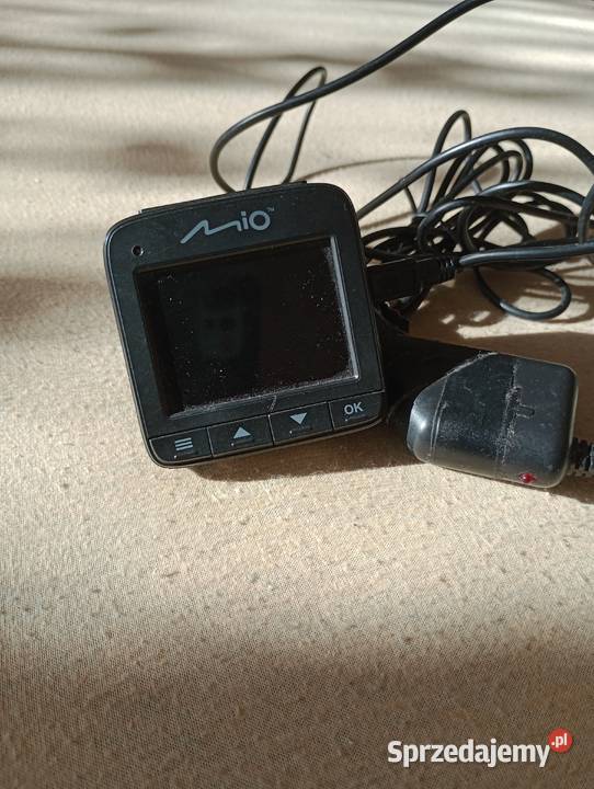 Kamerka samochodowa mio mivue 600 Połom Duży