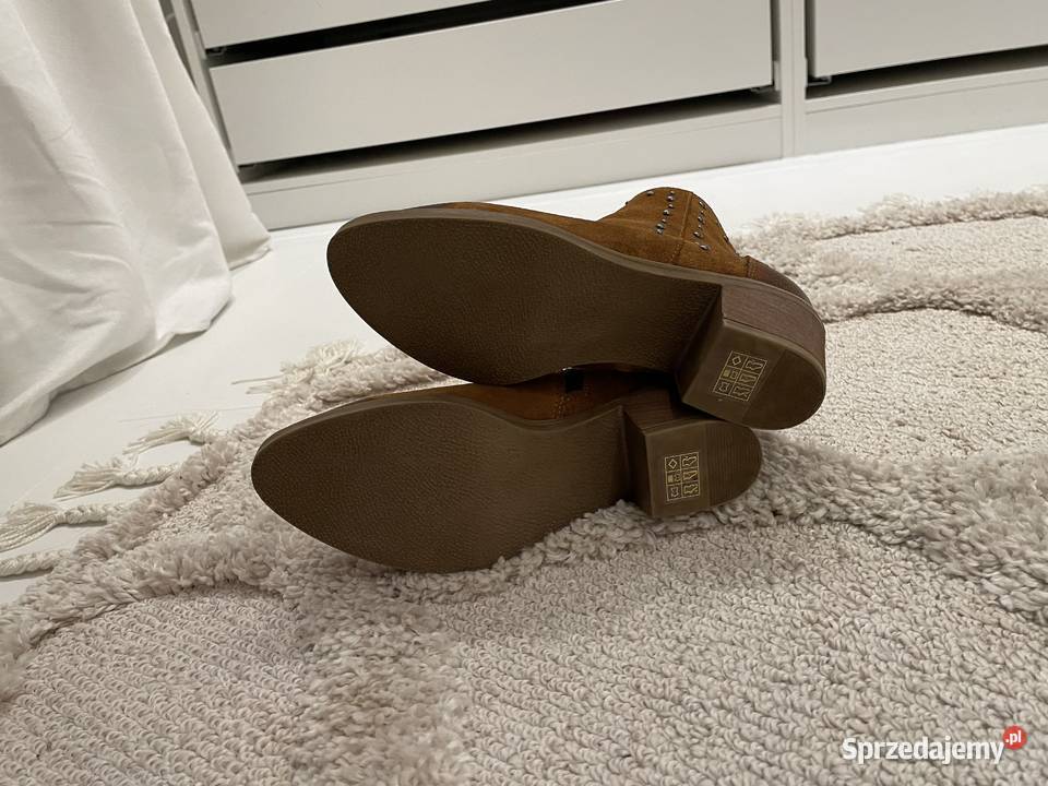 Venezia brązowe camel zamszowe botki na obcasie Moda i Styl mazowieckie Ząbki sprzedam