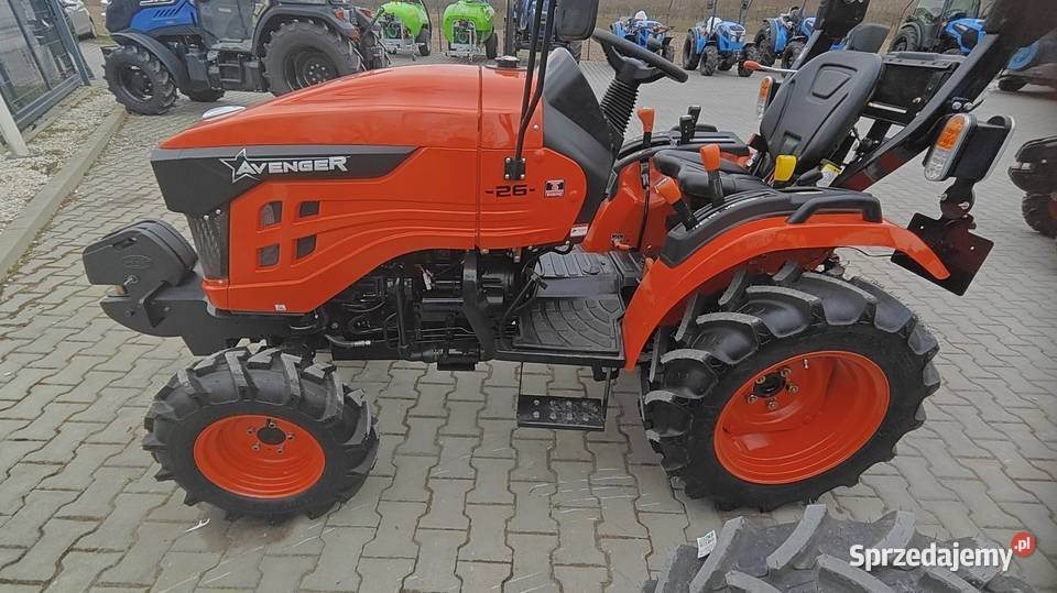 Avenger 26 traktorek NOWY sadowniczy rolniczy sprzedam