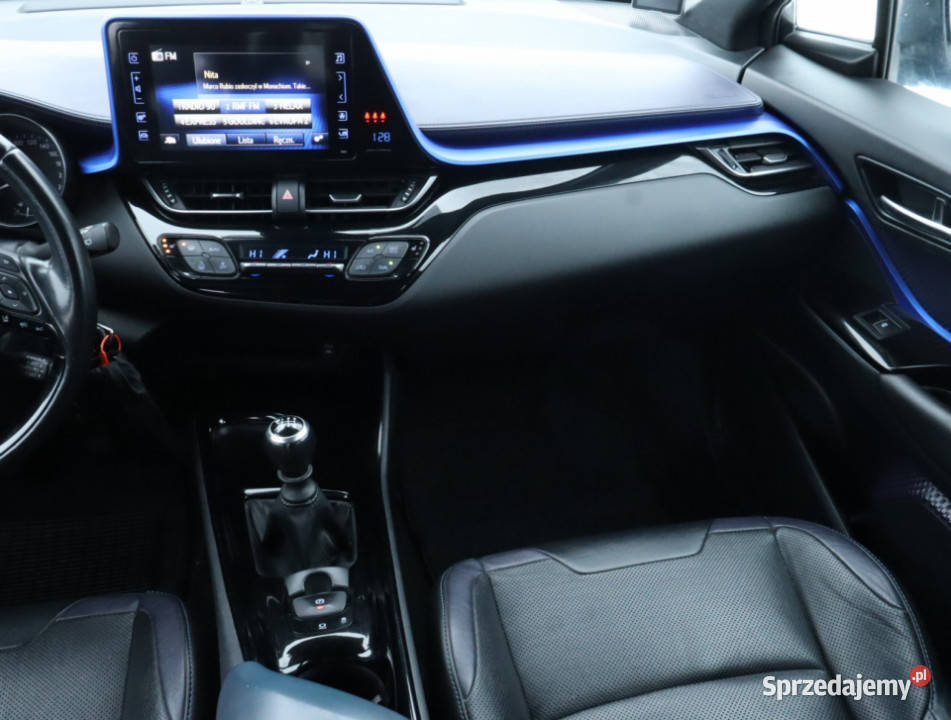 Toyota CHR 12 Turbo SUV C-HR Samochody osobowe Piaseczno