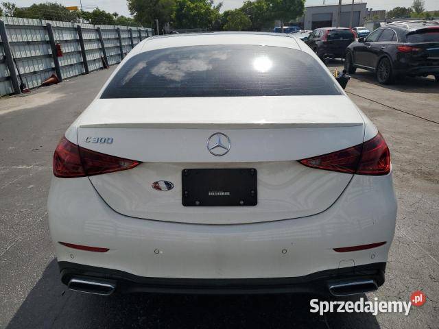 2023 MERCEDESBENZ C 300 z USA Warszawa sprzedam