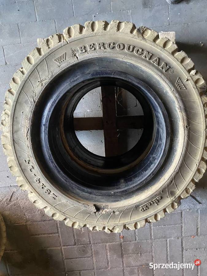 Opony bergougnan do wózka widłowego 28x9x15 i 125 pomorskie