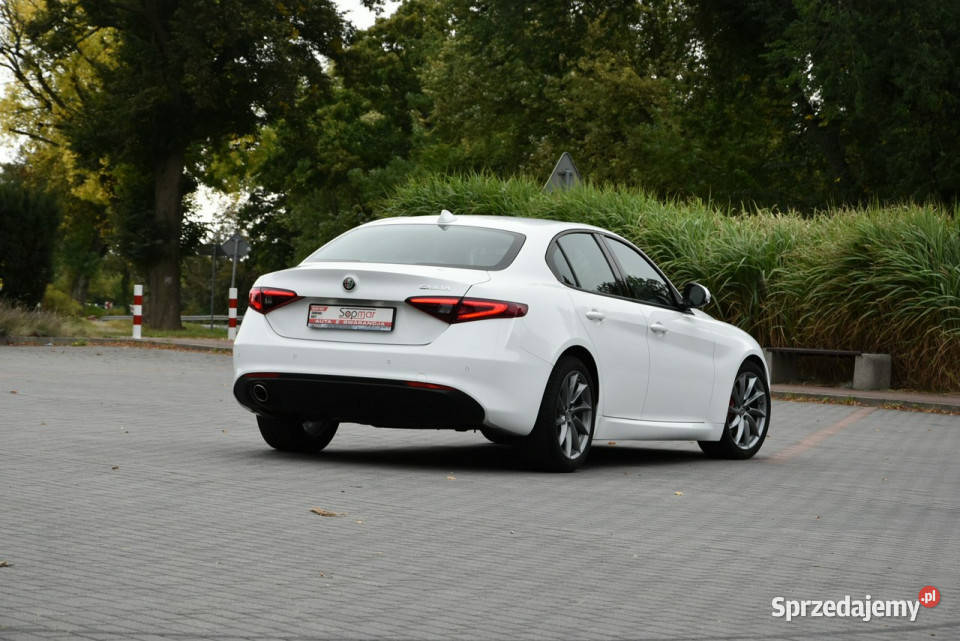 Alfa Romeo Giulia 22d Manual 2018r NOWA 31tkm