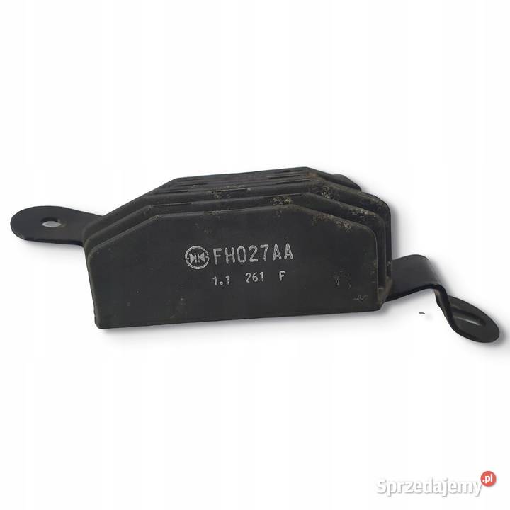 REGULATOR NAPIĘCIA Triumph Street Twin 900 18 Chełm